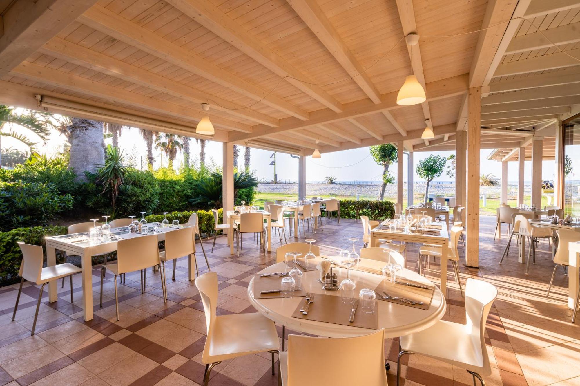 Le Dune Beach Club Messina Luaran gambar