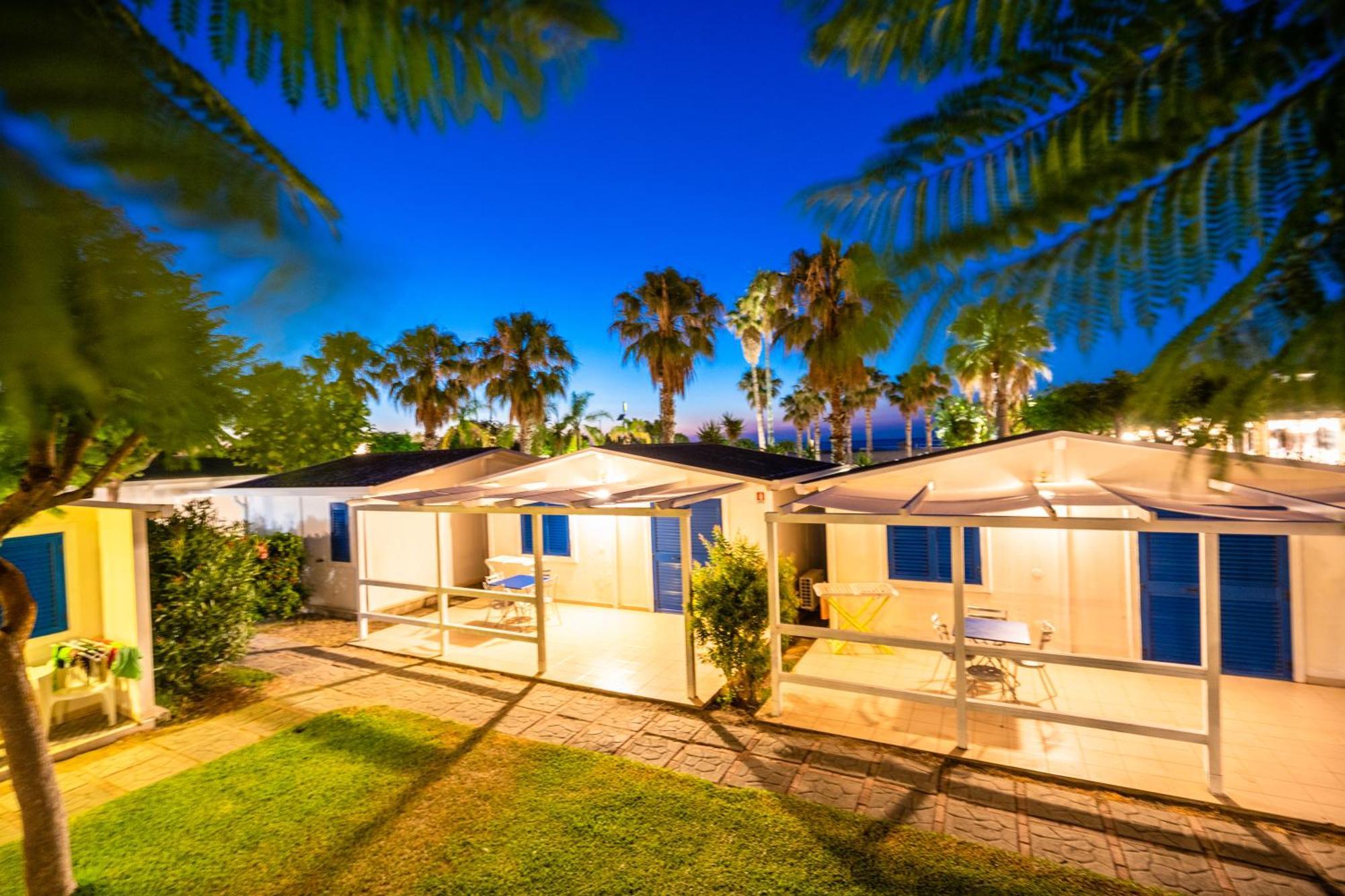 Le Dune Beach Club Messina Luaran gambar