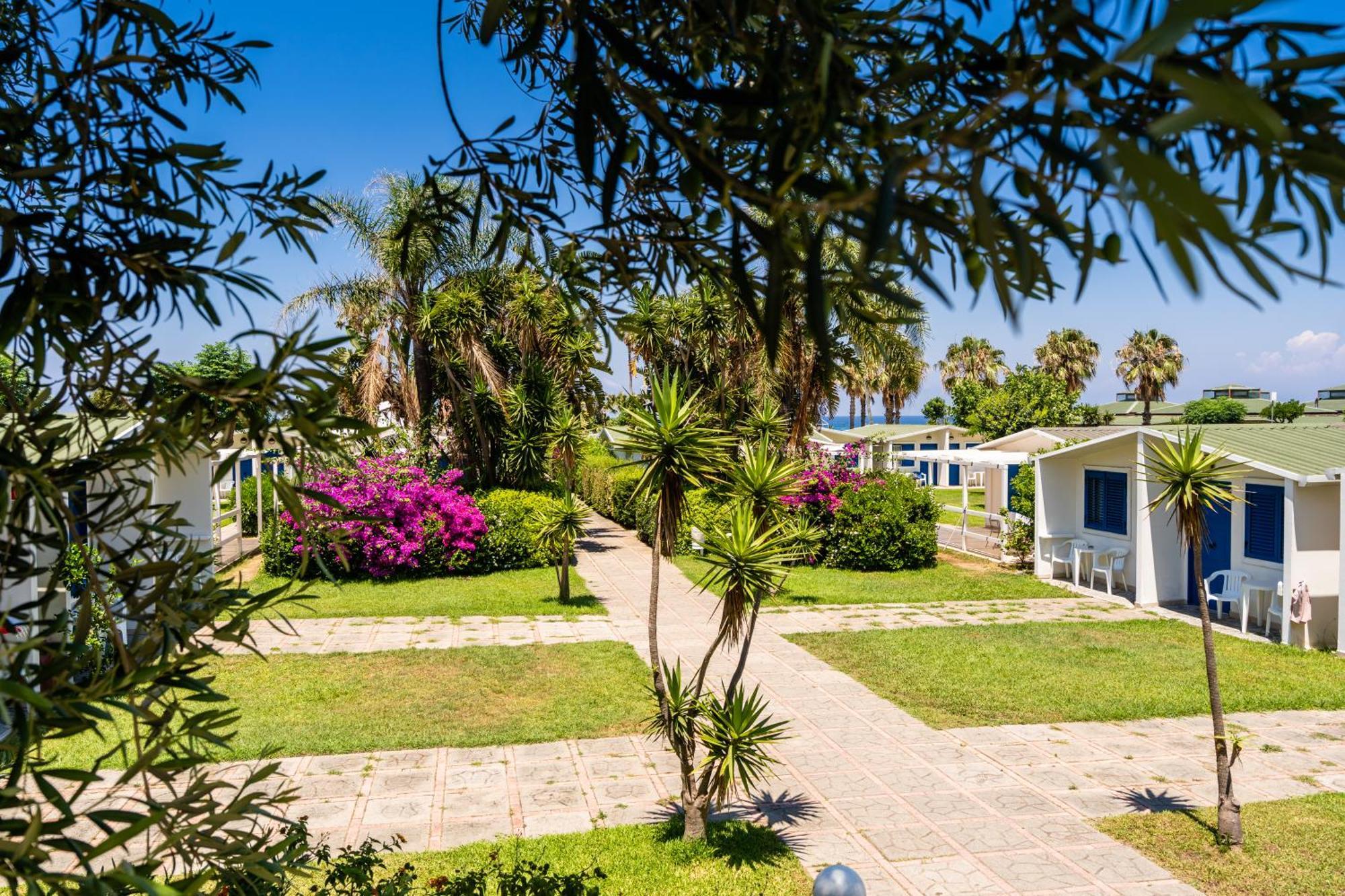 Le Dune Beach Club Messina Luaran gambar